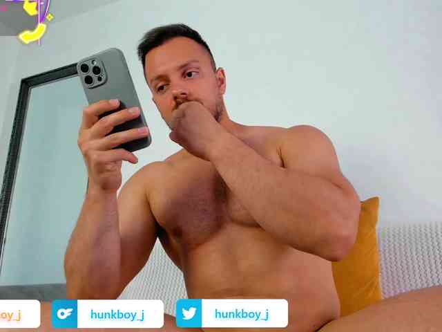 musclehunkboy