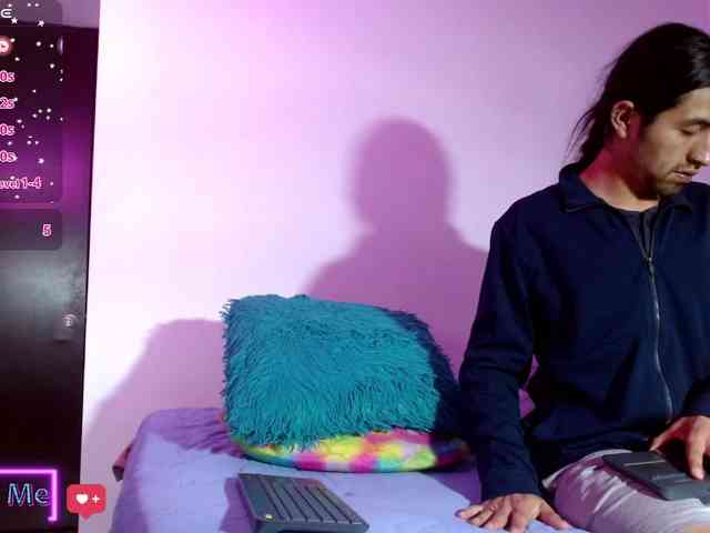 KIDDEVAA666999 webcam