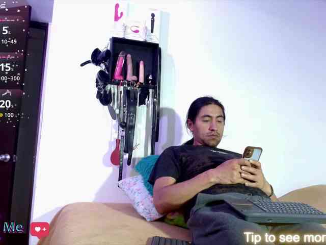 KIDDEVAA666999 webcam