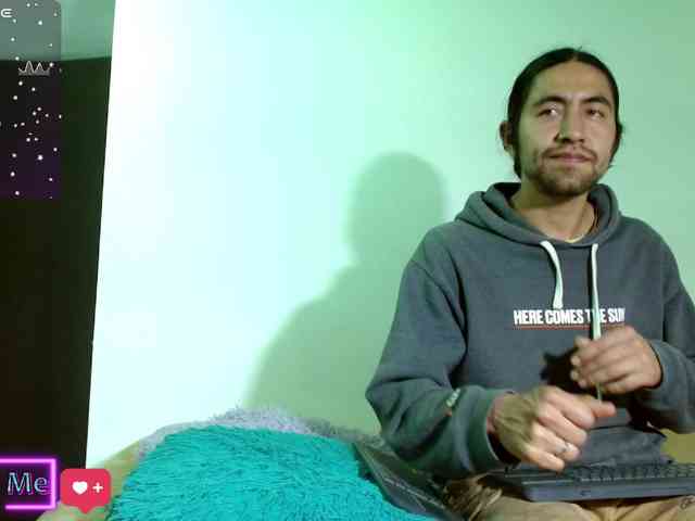 KIDDEVAA666999 webcam