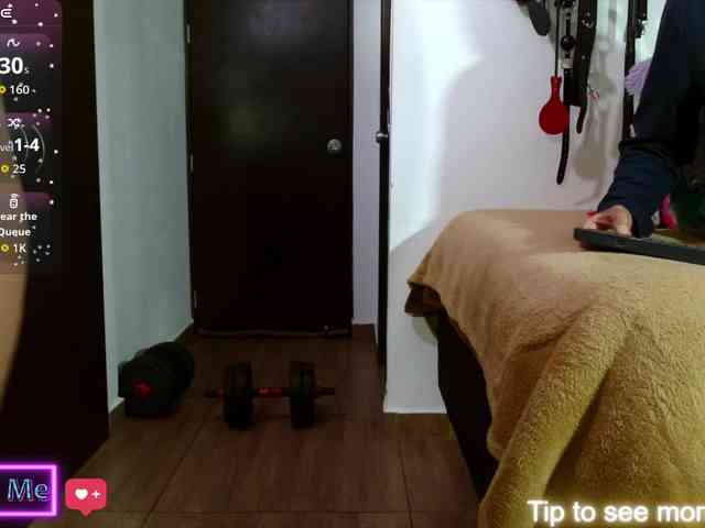 KIDDEVAA666999 webcam