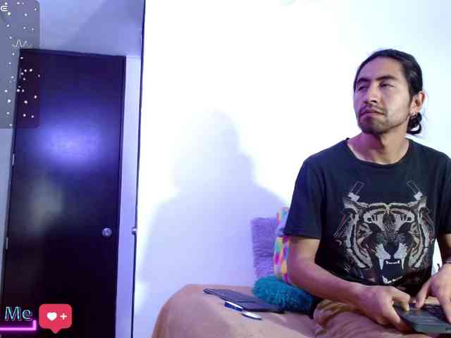 KIDDEVAA666999 webcam