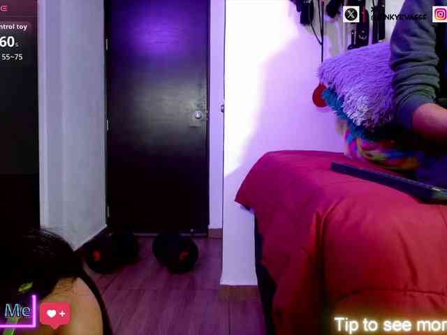 KIDDEVAA666999 webcam