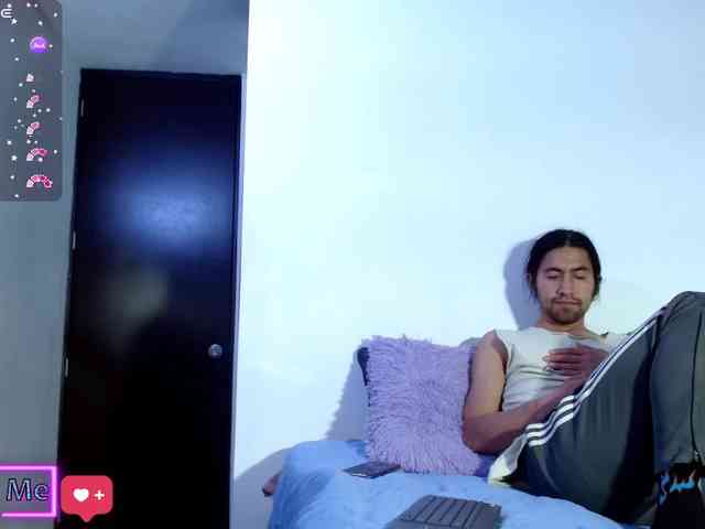 KIDDEVAA666999 webcam