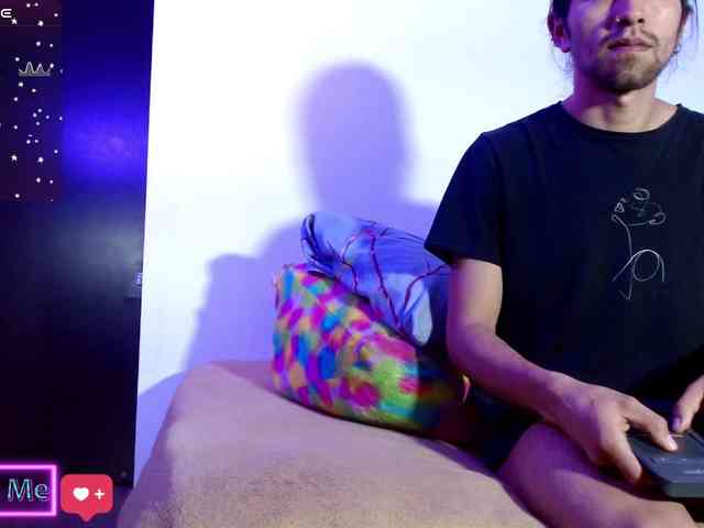 KIDDEVAA666999 webcam