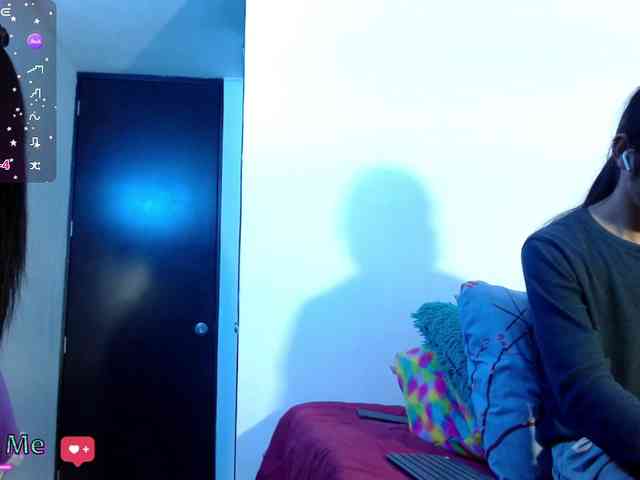 KIDDEVAA666999 webcam