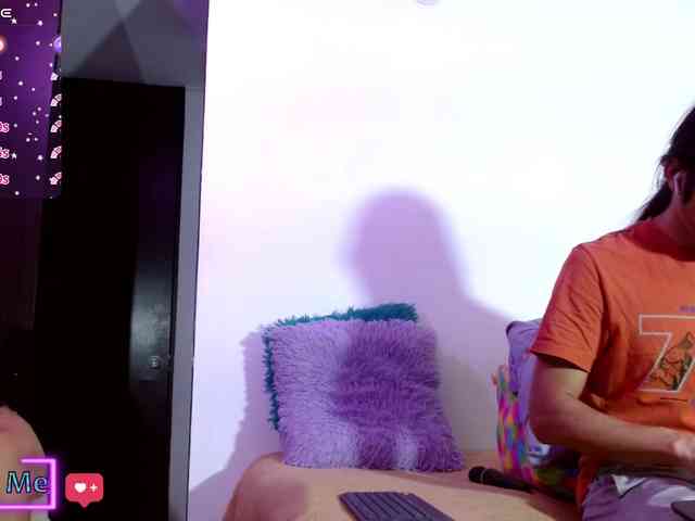 KIDDEVAA666999 webcam