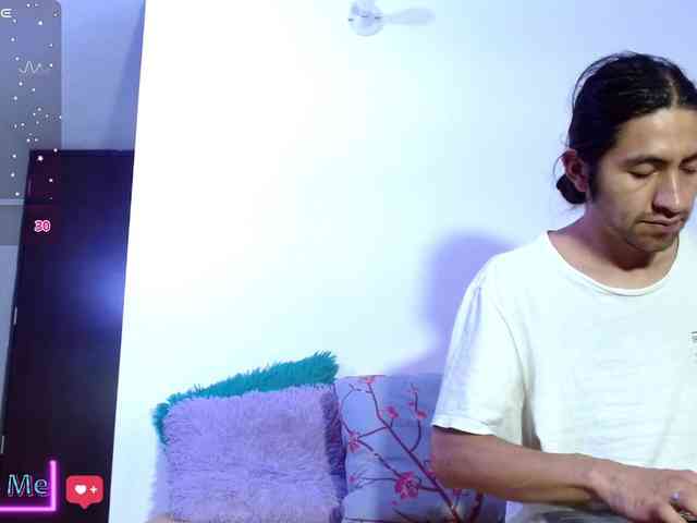 KIDDEVAA666999 webcam