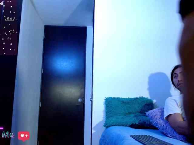 KIDDEVAA666999 webcam