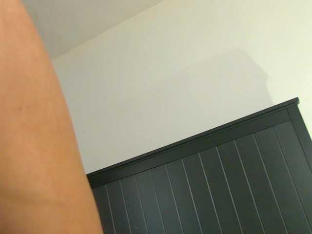 Yanira-Muslim's BongaCams show and profile