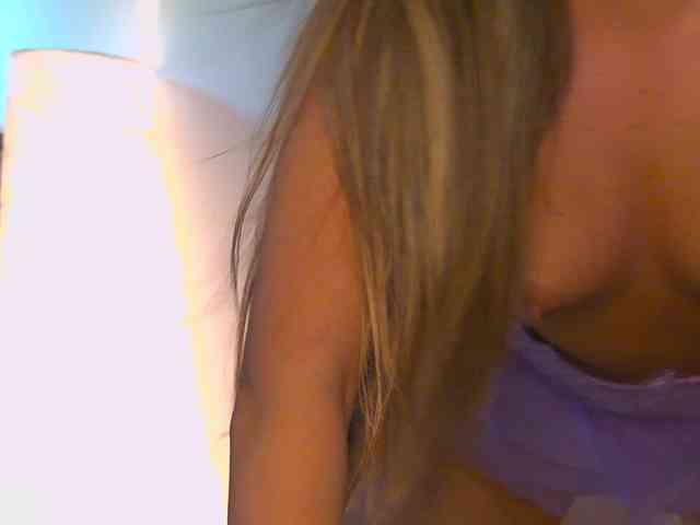 Yanira-Muslim webcam