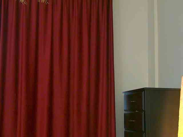 Yanira-Muslim webcam