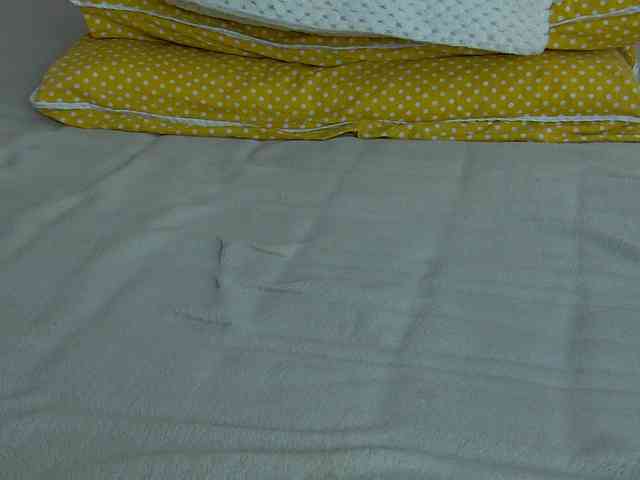 Yanira-Muslim webcam