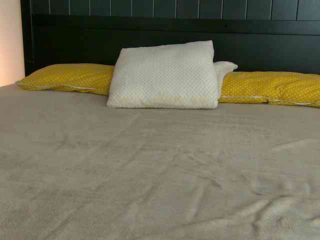 Yanira-Muslim Yanira-Muslim