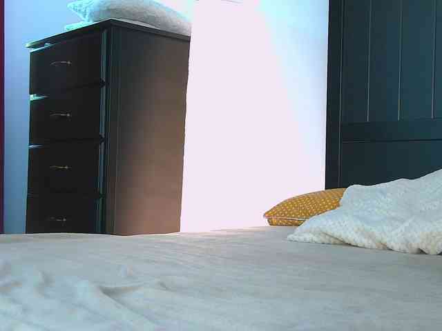 Yanira-Muslim webcam