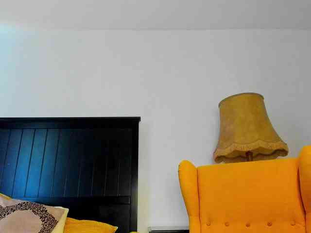 Yanira-Muslim webcam