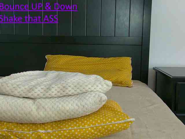 Yanira-Muslim webcam