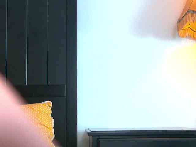 Yanira-Muslim webcam
