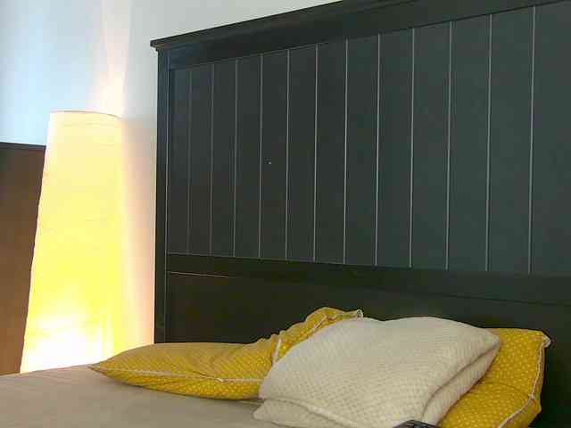 Yanira-Muslim webcam