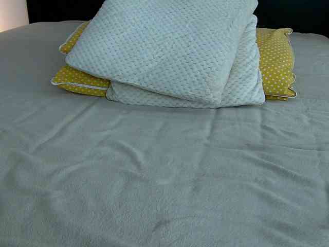 Yanira-Muslim webcam