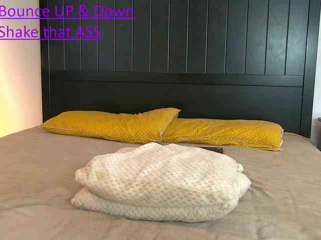 Yanira-Muslim webcam