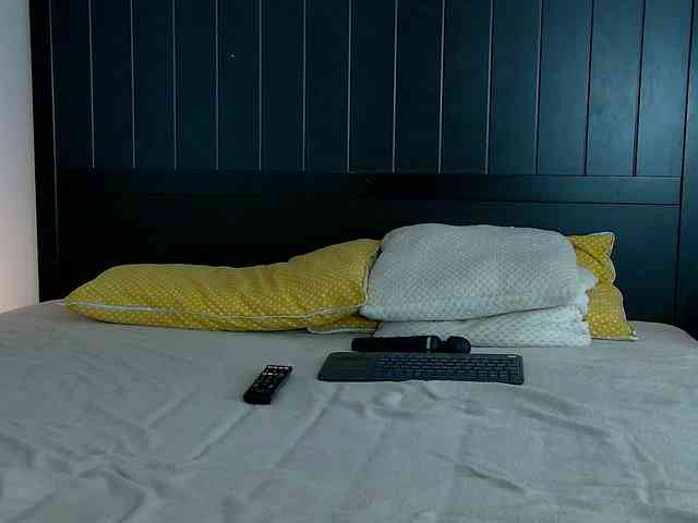 Yanira-Muslim webcam