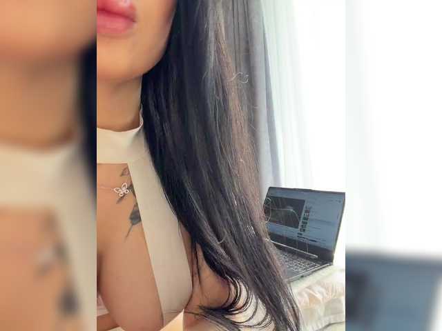 kristinalux's BongaCams show and profile