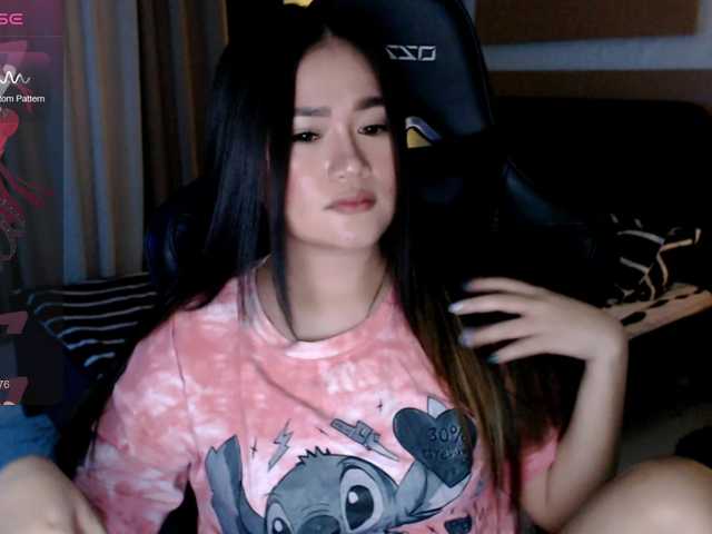 AdriannaFowler's BongaCams show and profile