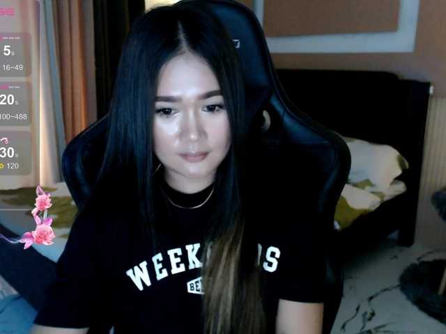 AdriannaFowler's BongaCams show and profile