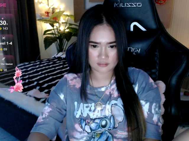 le modèle AdriannaFowler est en webcam porno dans un show sur le site bongacams, il possède les tags suivants: Asian,Brunette,Shaved