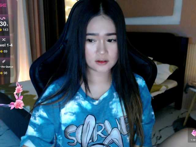 AdriannaFowler's BongaCams show and profile