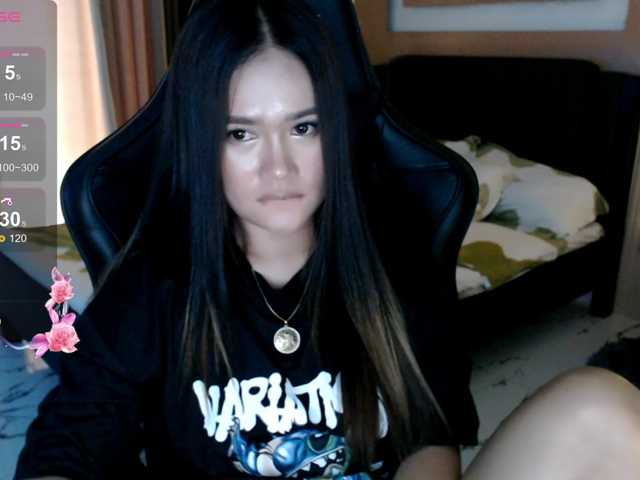 AdriannaFowler's BongaCams show and profile