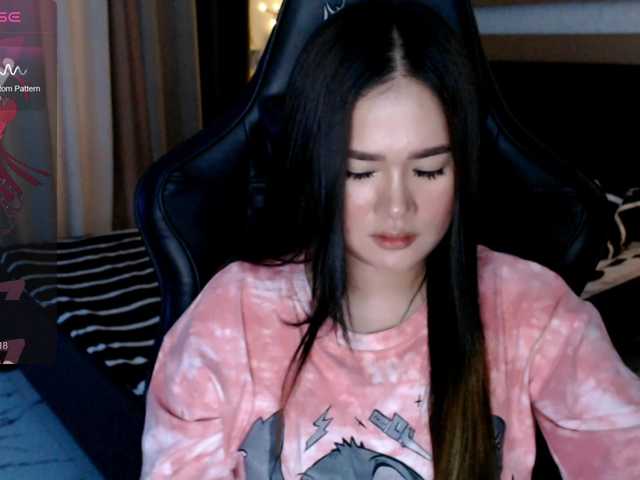 AdriannaFowler's BongaCams show and profile