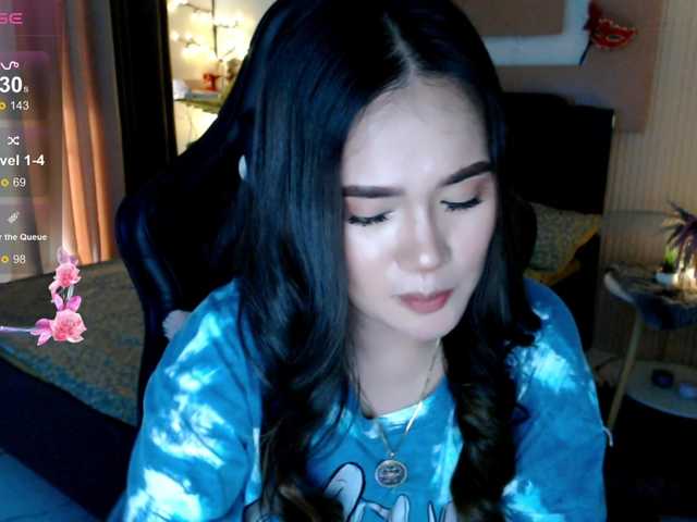 AdriannaFowler's BongaCams show and profile