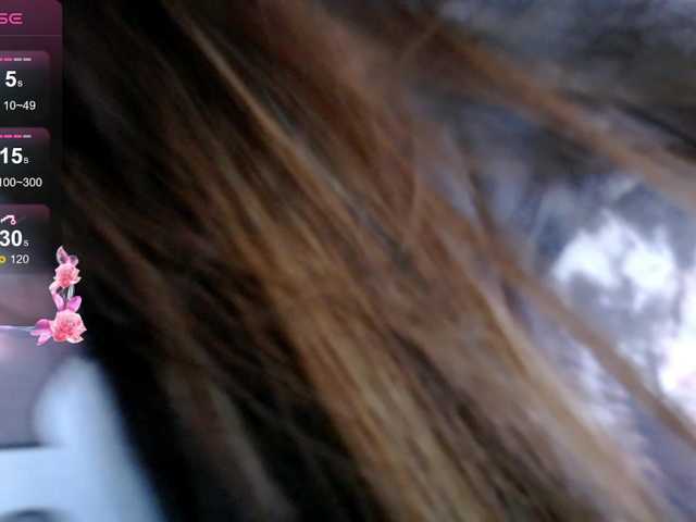 AdriannaFowler live cam profile