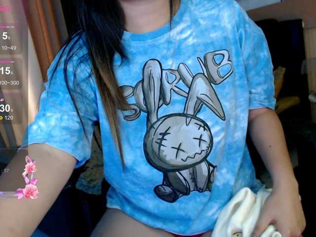 AdriannaFowler's BongaCams show and profile