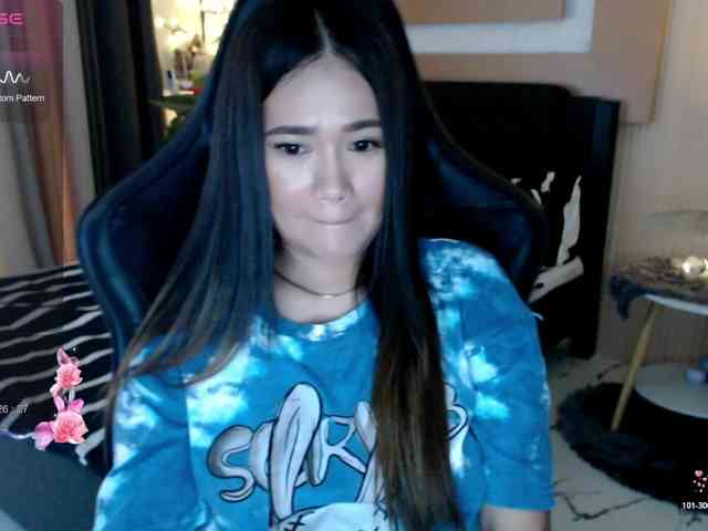 AdriannaFowler webcam