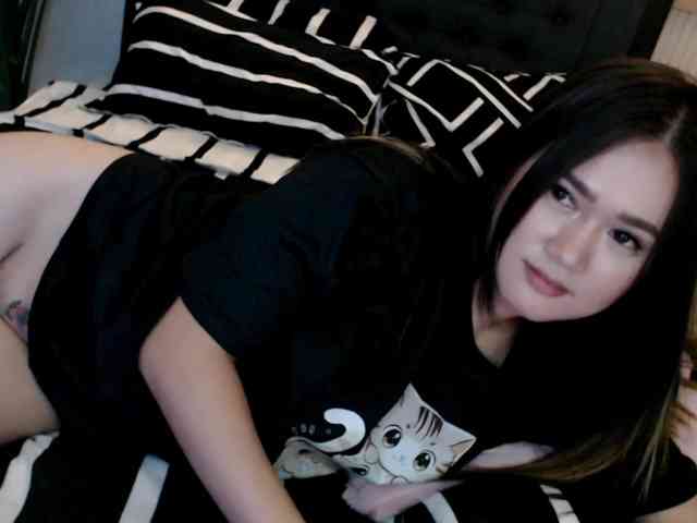 AdriannaFowler webcam