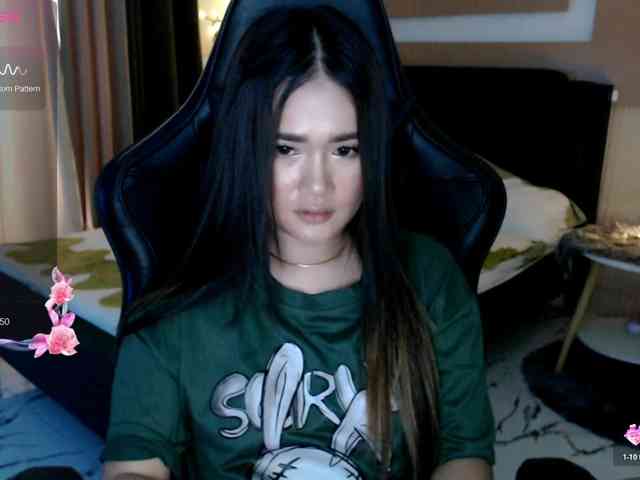 AdriannaFowler webcam