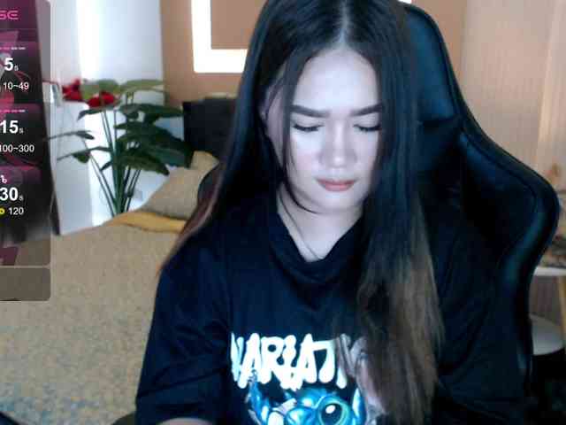 AdriannaFowler webcam