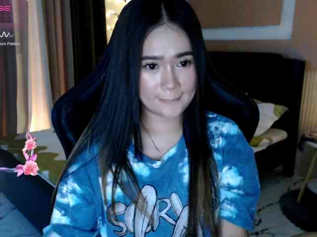 AdriannaFowler webcam