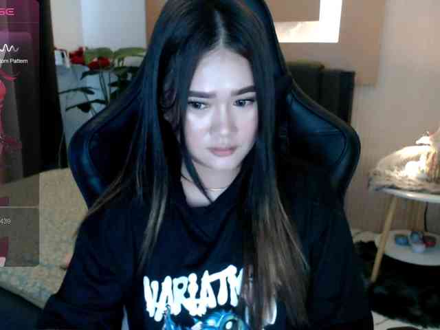 AdriannaFowler webcam