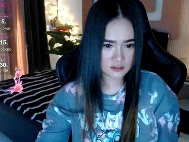 AdriannaFowler webcam