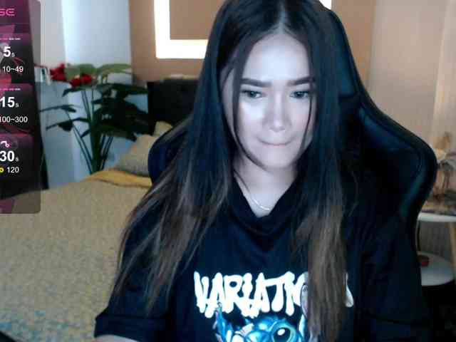 AdriannaFowler webcam