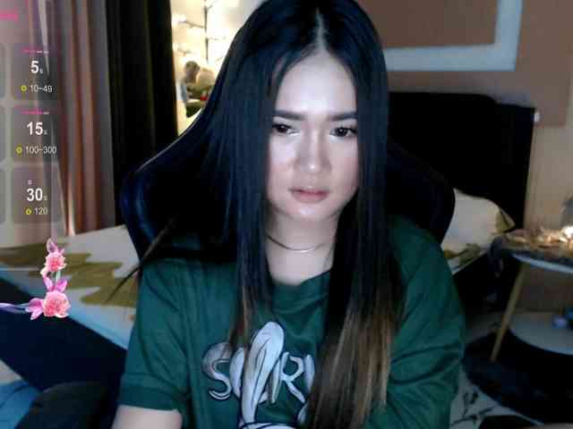 AdriannaFowler webcam