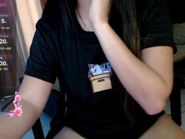 AdriannaFowler webcam