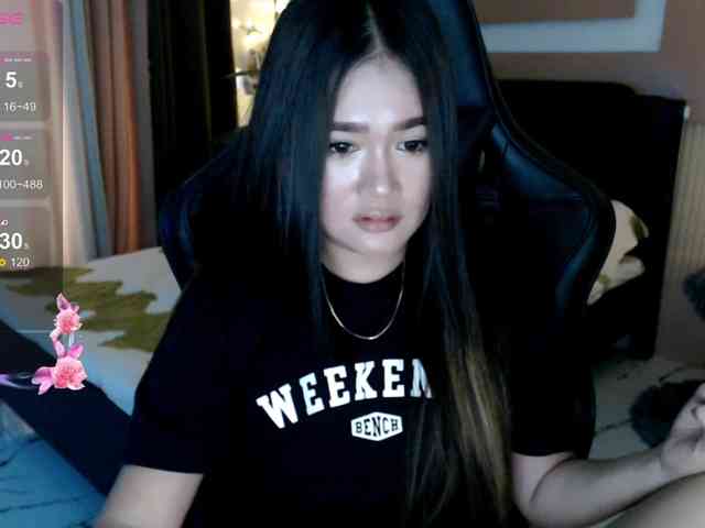 AdriannaFowler webcam