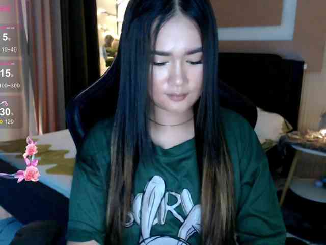 AdriannaFowler webcam