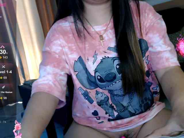 AdriannaFowler webcam