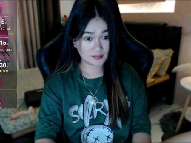 AdriannaFowler webcam